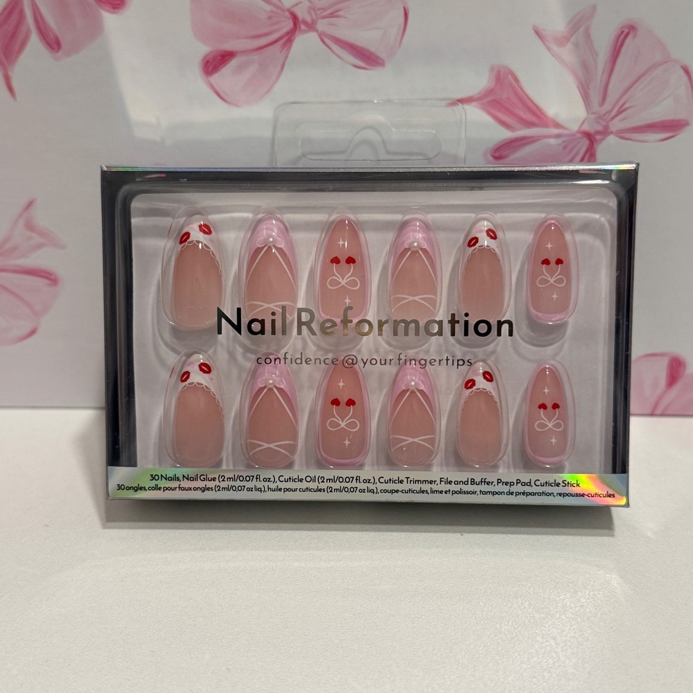 Nail Reformation Press On Nails Set Pink Almond‎ Cherry Bow Lips 30ct New